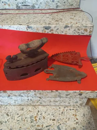 Plancha antigua de hierro