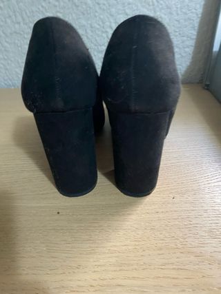 Zapatos de tacón ancho negros