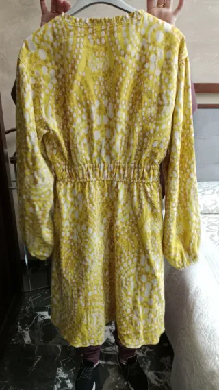 Vestido NAF NAF estampado talla S