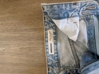 Pantalón ancho Bershka azul