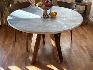 Mesa Comedor Redonda Piedra y Madera