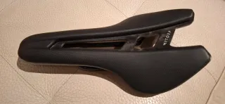 Sella Bianchi VELOMANN MITORA Hyper 149 Carbon