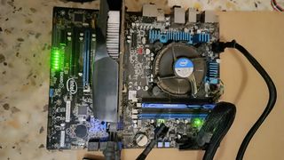 Placa Base Intel DP67BG + Intel i7-2600k DDR3