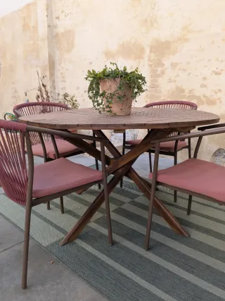 Conjunto mesa y sillas jardín exterior