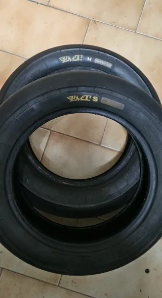 Neumáticos PMT Slicks 100/90-12 y 120/80-12
