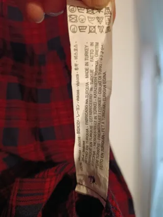 Vestido corto cuadros escoceses rojo y negro. XS.