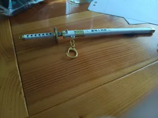 Catana pequeña con llavero de Japón