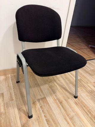 Silla de oficina (12 disponibles)