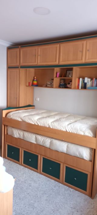 Mueble dormitorio con cama y almacenaje