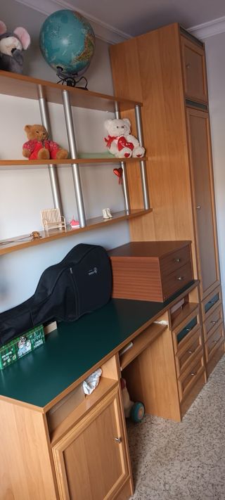 Mueble dormitorio con cama y almacenaje