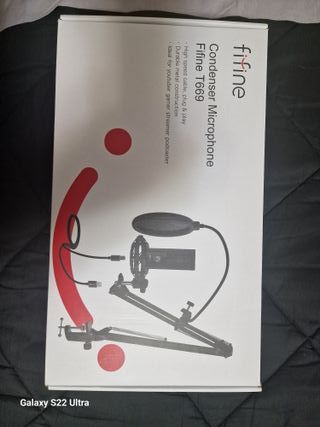 Pack Micrófono Fifine T669 + Auriculares Studio OO