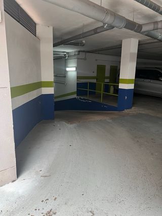 Alquiler de plaza amplia de coche o moto