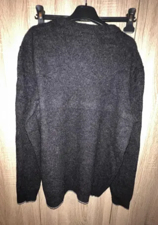 Maglia Woolrich grigia con tasca. Taglia XL come L