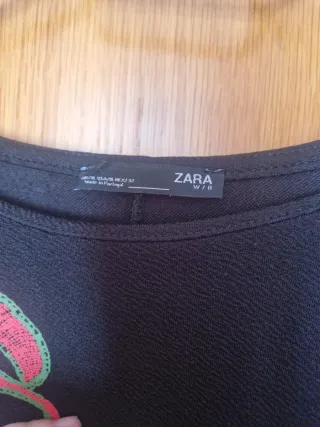 Vestido negro bordado flores