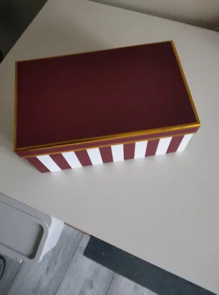 2 Tazas y platillos de porcelana