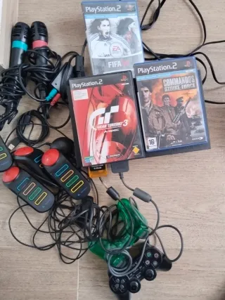 Lote PS2: Consola, Juegos y Accesorios