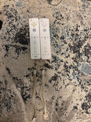 Nintendo Wii + Mario Kart + 2 telecomandi