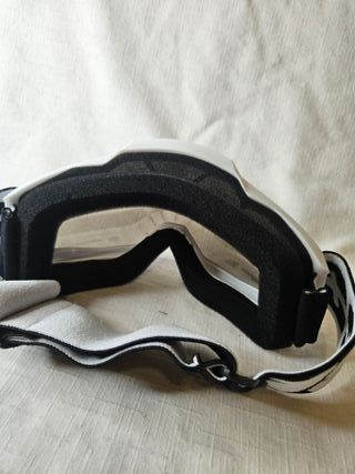 Gafas de esquí blancas