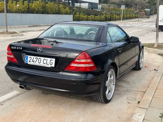 Mercedes-Benz SLK 320