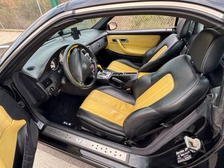 Mercedes-Benz SLK 320