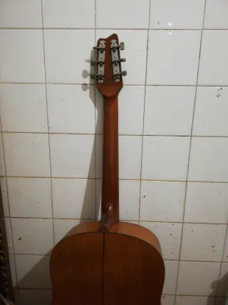 Guitarra Acústica Marrón