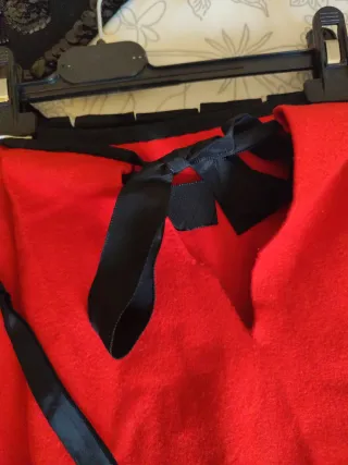 Traje Regional Asturiana (Falda Mandil y Dengue),