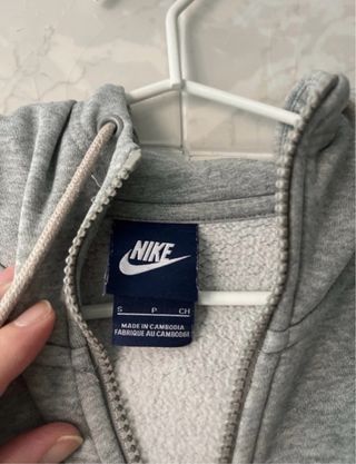 Sudadera Nike Gris con Cremallera