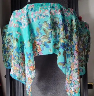 Gran Foulard usi stola o copricostume misto seta