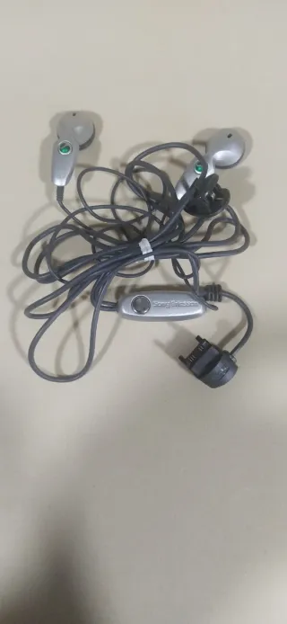 Auriculares Sony Ericsson con control
