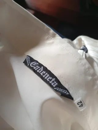Camisa blanca bordada