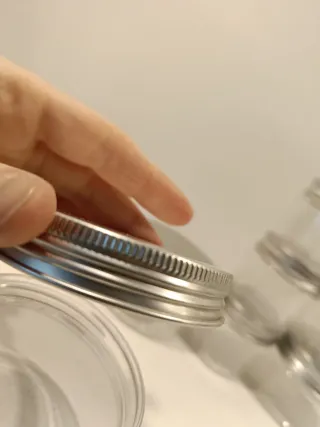 Barattoli plastica con tappo a vite