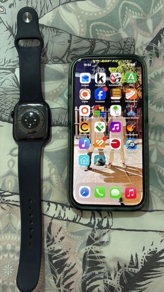 iPhone 15 y Apple Watch Series 9