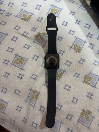 iPhone 15 y Apple Watch Series 9