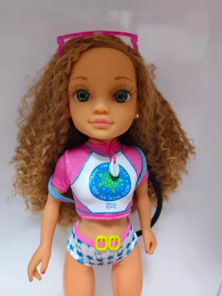 Nancy Buzo con Accesorios