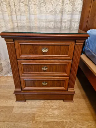 Dormitorio madera maciza