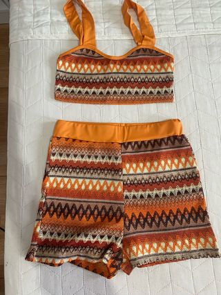 Conjunto top y shorts estampado