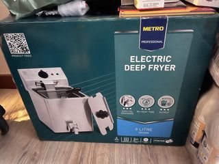 Freidora Eléctrica Metro Profesional 8L