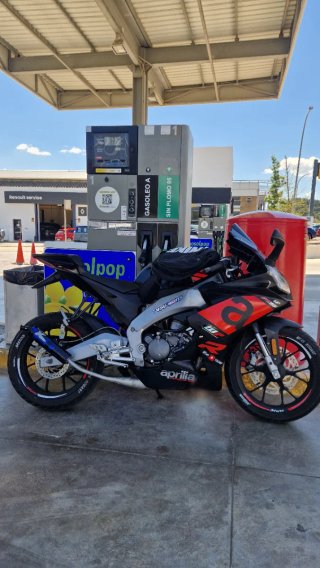 Aprilia RS4 50cc ESCUCHO CAMBIOS: SM 49 2022<