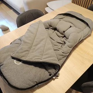 Saco de invierno Bugaboo gris