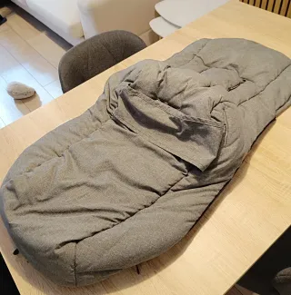 Saco de invierno Bugaboo gris