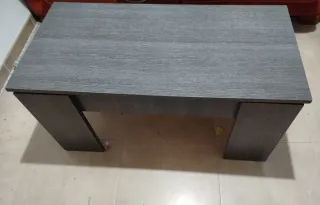 Mesita de centro madera gris