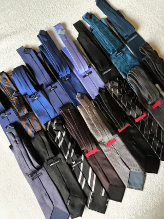 LOTE 18 CORBATAS CABALLERO ELEGANTES Y BARATAS