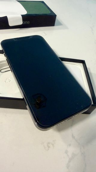 iPhone 13 Pro Verde - Excelente Estado