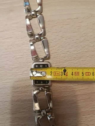 Reloj Nowley Rectangular de Plata