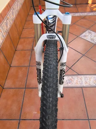 Bicicleta MTB Canyon 29