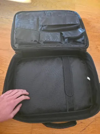 Organizador Tech Multibolsillos con Paneles Modula