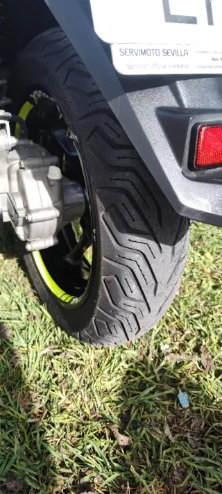 Yamaha NMAX 125cc 2021 Gris km 93000