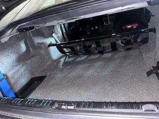 Barra torretas trasera + red e46