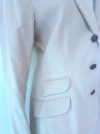 Traje de chaqueta beige