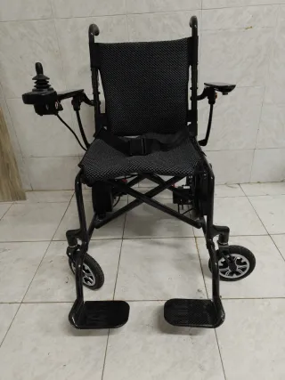 Silla de ruedas eléctrica minusvalido